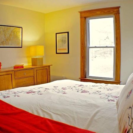 The Craftsman Farmhouse With Modern Flair Bethlehem Esterno foto